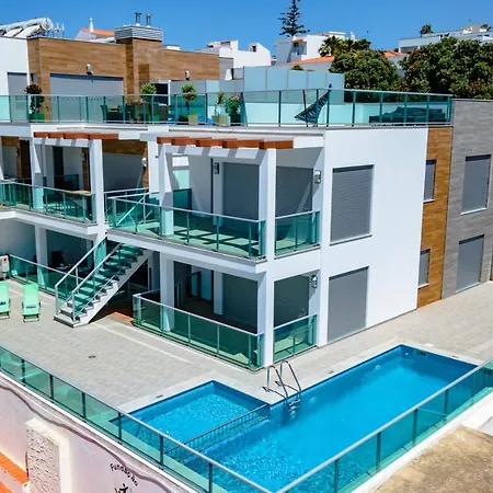 Ocean Chic By The