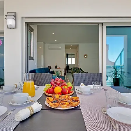Ocean Chic By The Appartement *