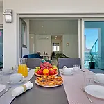 Ocean Chic By The Appartement *