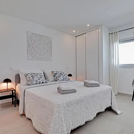 Ocean Chic By The Appartamento Albufeira
