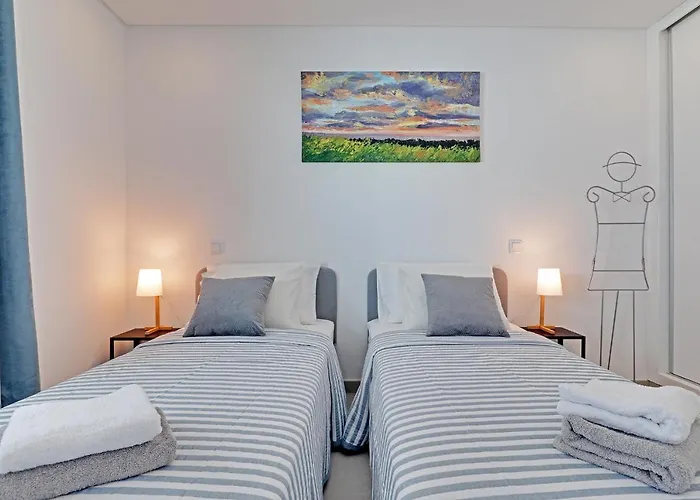 Ocean Chic By The Apartamento *